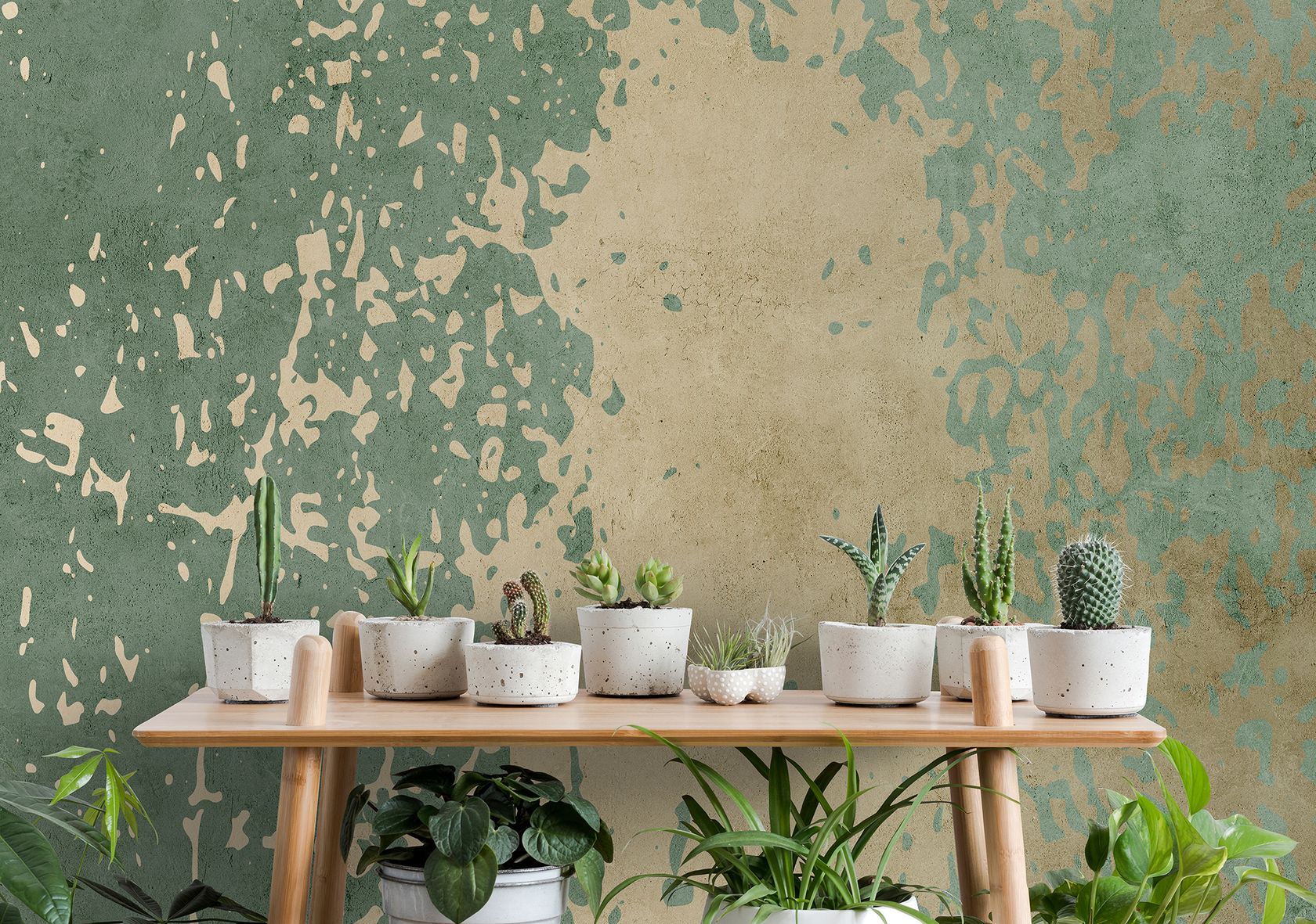 VINTAGE WALL