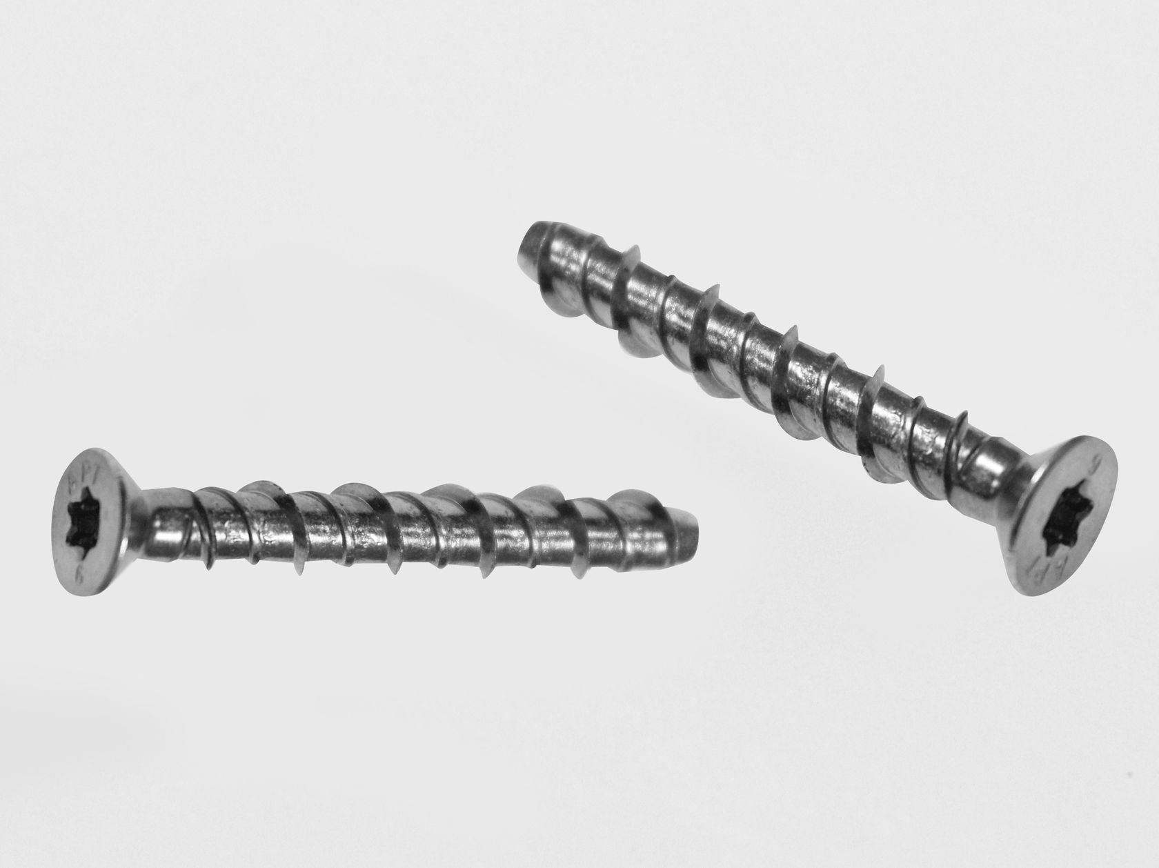 SELF-TAPPING SCREW FOR METAL