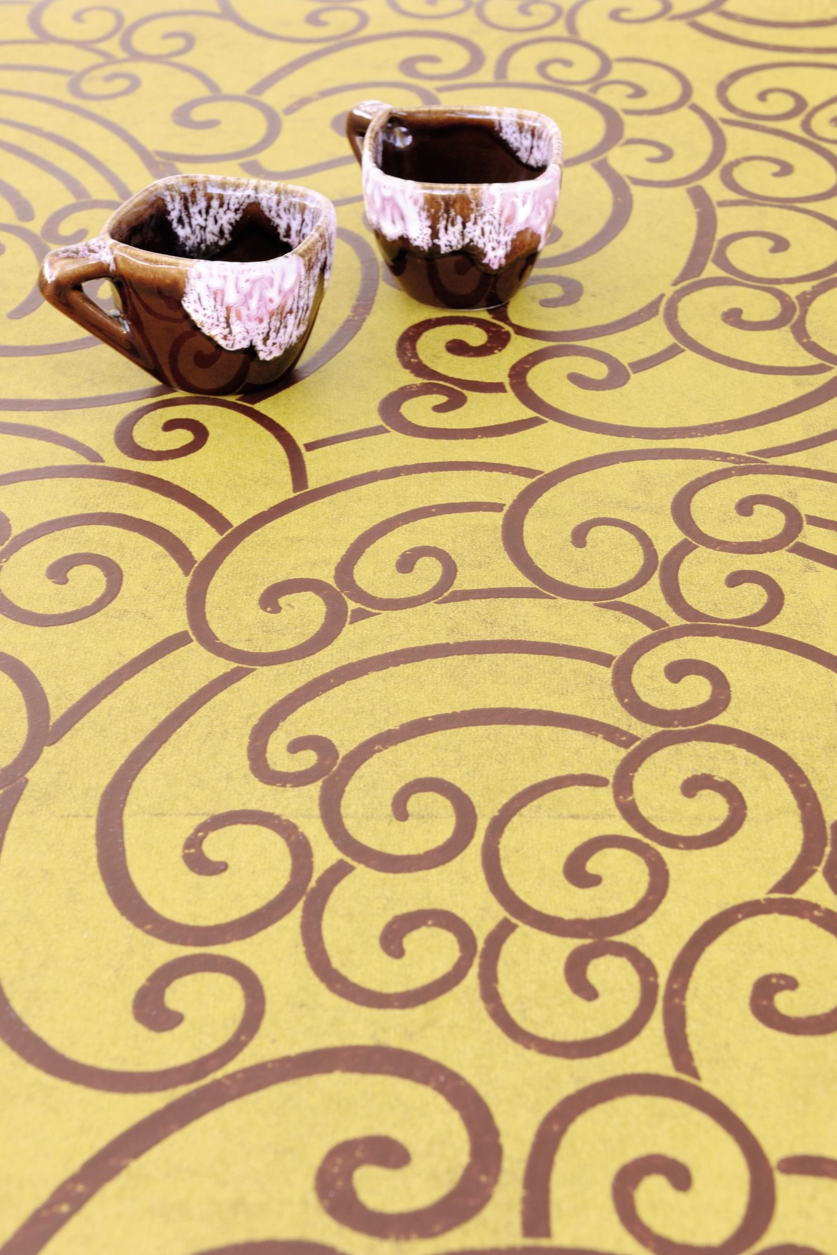 VOLUTES